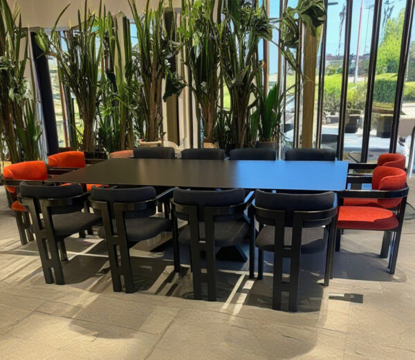 Pigalle 280/130 / Chaises M en bois Laqué
